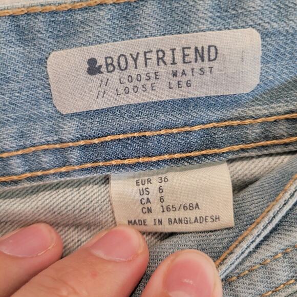 H&M Womens Boyfriend Loose Waist Jean Shorts Size 6 Blue Denim Cuffed Casual - Picture 4 of 8